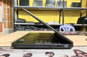 Laptop Dell Latitude E5540 Core i5-4200U Ram 4GB SSD 120GB VGA ON Màn Hình 15.6 Inch Máy Đẹp