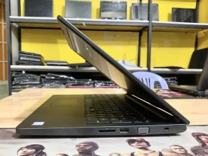 Laptop Dell Latitude E3570 Core i5-6200U Ram 8GB SSD 128GB VGA ON Màn Hình 15.6 Inch Máy Đẹp