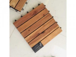 Vỉ gỗ lót ban công, sân vườn