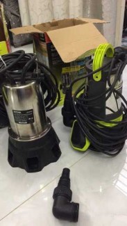 Bơm thả chìm Ryobi công suất 750W