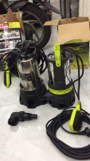 Bơm thả chìm Ryobi công suất 750W