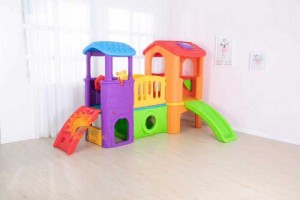 Cầu trượt trẻ em bằng nhựa cho trường mầm non, khu vui chơi, gia đình