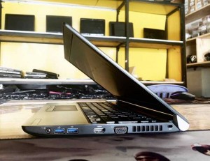Laptop Toshiba Dynabook R73 Core i5-7300U Ram 4GB SSD 120GB + HDD 500GB VGA ON Màn 13.3 Inch Máy Đẹp
