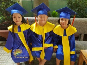 Chuyên đồng phục tốt nghiệp mầm non giá rẻ, uy tín, chất lượng nhất