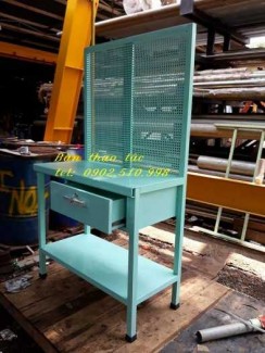 Bàn thao tác sản xuất , chết tạo, các xưởng sửa chữa gia công cơ khí.