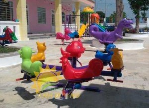 Cung cấp đu quay trẻ em cho trường mầm non, TTTM, khu vui chơi, sân chơi
