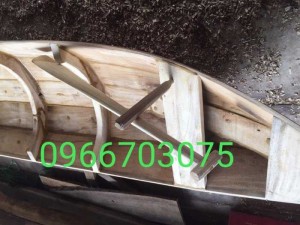 Xuồng Ba Lá Bằng Cây Làm Cảnh Quan