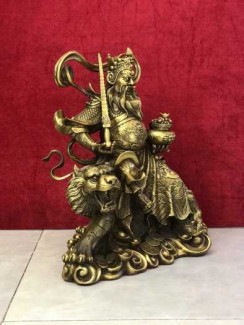 Tượng triệu công minh cưỡi hổ bằng đồng cao 40cm