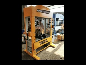 Máy Ép Dập Thủy Lực 40 Tấn Chữ H Hitech