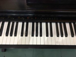 Piano Điện Yamaha Clp-760