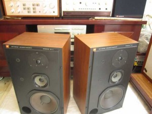Loa Jbl L110