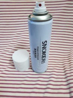 Chai Xịt Bọt Tuyết Vệ Sinh Giày Dép Tẩy Trắng Snoker