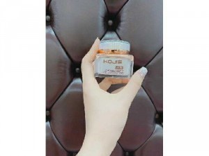 Kem dưỡng trắng ngừa mụn Kojie