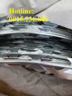 Dây thép gai hình dao, hàng rào thép gai hình dao hàng sẵn kho