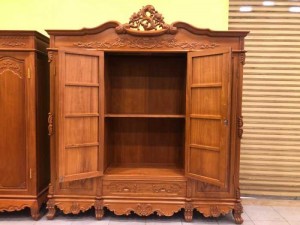 Tủ quần áo gỗ xịn 3 buồng 4 cánh 2.2m chạm giỏ hoa hồng cổ điển VIP – TQA212