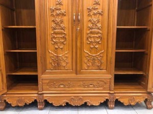 Tủ quần áo gỗ xịn 3 buồng 4 cánh 2.2m chạm giỏ hoa hồng cổ điển VIP – TQA212