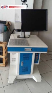 Máy laser fiber mini chuyên khắc kim loại , tốc độ cực nhanh