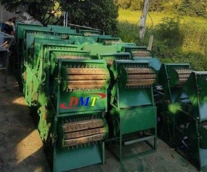Máy Tuốt Lúa Đạp Chân