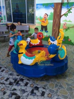 Chuyên sản xuất và cung cấp mâm xoay vận động cho trường mầm non, khu vui chơi, công viên