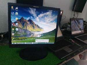 Màn hình 17 inch siêu rẻ nhất thị trường