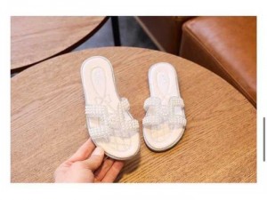 Dép chữ H đính hột