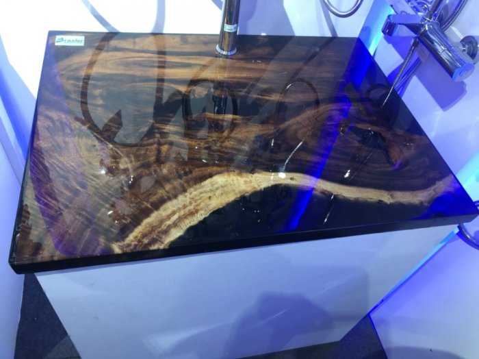 Keo Epoxy Resin Trong Suốt Clear Crystal Đổ Nhựa Làm Khuôn, Vẽ 3D 500ml