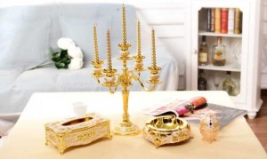 Hộp đựng giấy ăn mạ vàng sang trọng (màu vàng)