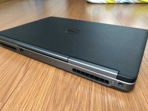 Laptop DELL Precision 7510 / i7-6820HQ / 16GB