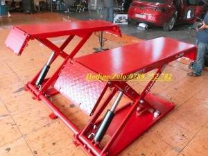 Cầu cắt kéo nâng bụng di động,giá rẻ