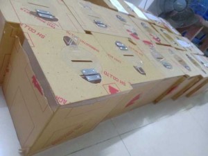 Thùng phiếu mica bốc thăm trúng thưởng.