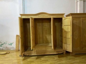 Tủ Quần Áo Gỗ Gõ Đỏ