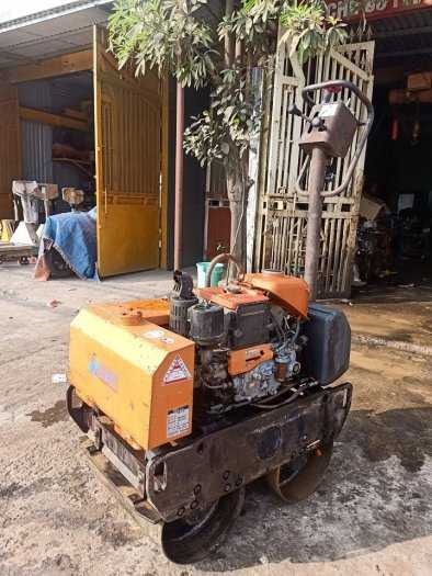 Máy lu dắt tay Nhật Bản mới trên 80% giá tốt