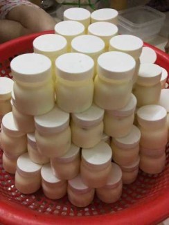 Yaourt sữa chua nhà làm 100% sữa tươi nguyên chất ( không đá )