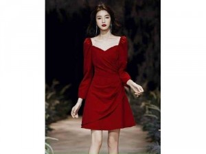 Đầm váy nữ đỏ xếp li eo dài tay TKN