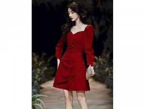 Đầm váy nữ đỏ xếp li eo dài tay TKN