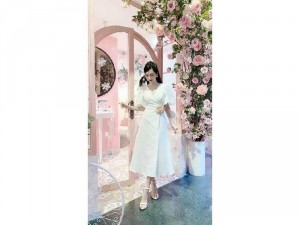 Đầm váy nữ xòe cổ V tay bồng TKN