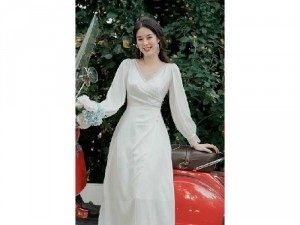 Đầm váy nữ maxi trắng dài tay viền ren T