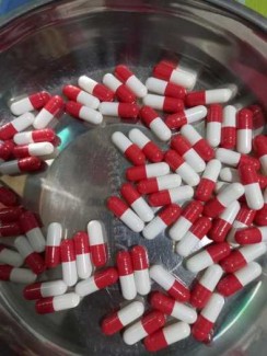 Vỏ nang rỗng màu đỏ trắng, vỏ nhộng rỗng đỏ trắng size 0