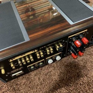 Ampli: LUXMAN L-509S ( vỏ piano )