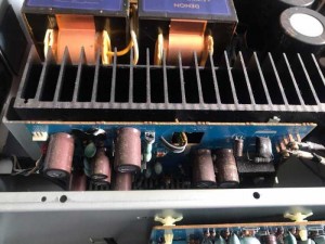 Ampli DENON 2000 III