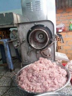 Máy ép cá mối cá rựa, máy tách xương cá Cr200, máy ép xương cá thác lác