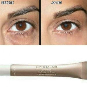 Kem dưỡng sáng và chống nhăn vùng mắt Oriflame Optimals 33226