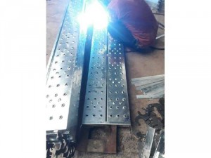 Mâm giàn giáo hỗ trợ cho dàn giáo