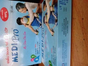 Khẩu trang y tế trẻ em
