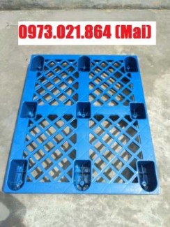 Pallet nhựa thanh lý tại TPHCM