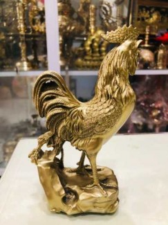 Tượng Gà bằng đồng trên đá cao 16cm