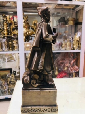 Tượng Trần Quốc Tuấn nâu cao 31cm