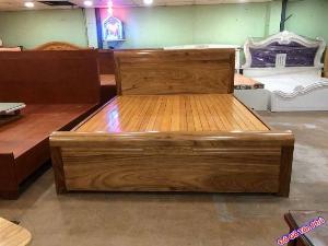 Giường ngủ gỗ hương xám