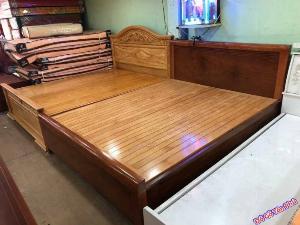 Giường ngủ gỗ xoan đào 1m8