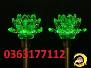 Đôi đèn hoa sen thủy tinh thân đồng Đài Loan